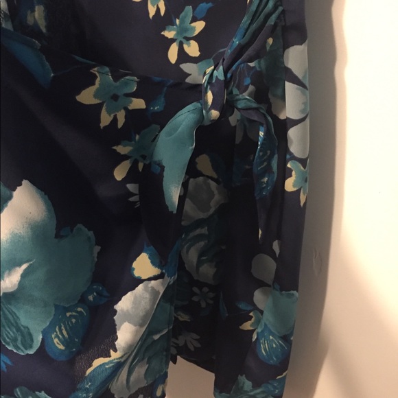 Sleeveless Dress - Picture 6 of 6